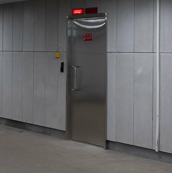 Противопожарная дверь в электрощитовую EI-30 однопольная глухая — фото 9